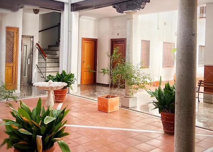 Local Granada Penthouse